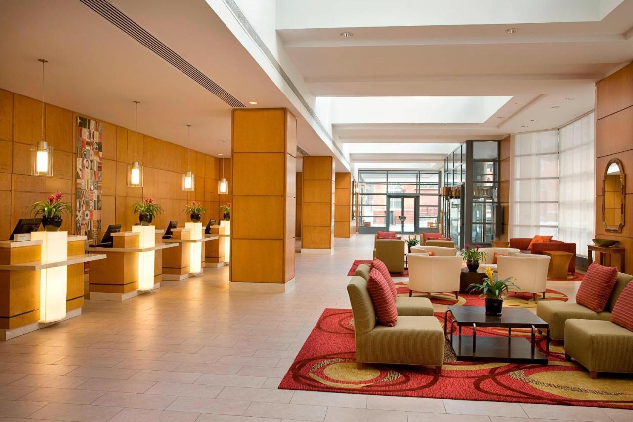 Готель Marriott Downtown At Cf Toronto Eaton Centre Екстер'єр фото
