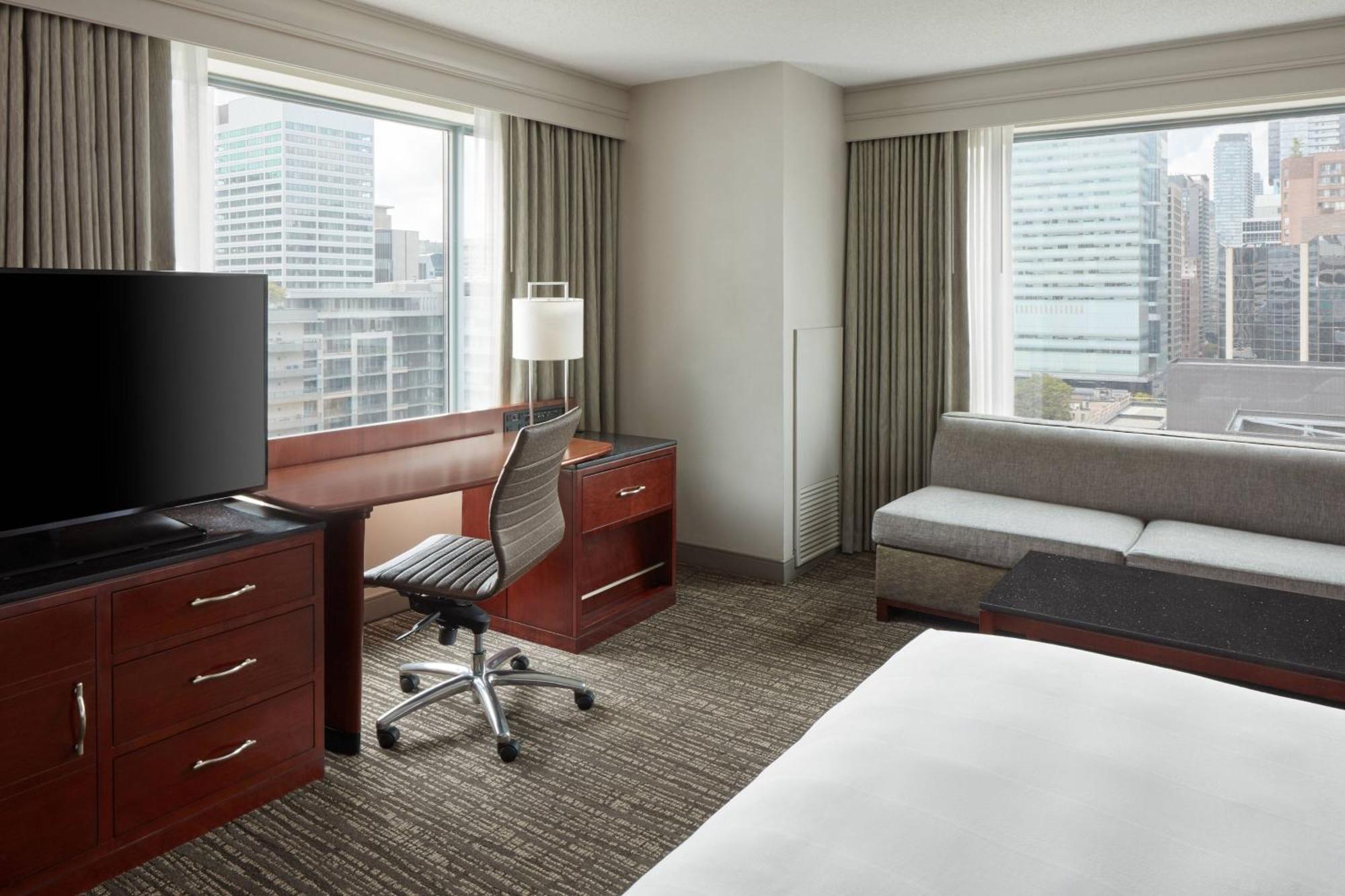 Готель Marriott Downtown At Cf Toronto Eaton Centre Екстер'єр фото