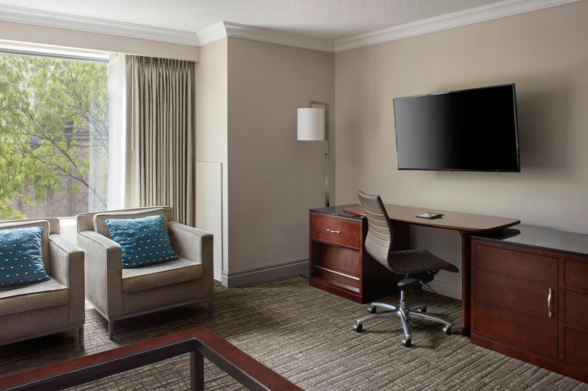 Готель Marriott Downtown At Cf Toronto Eaton Centre Екстер'єр фото